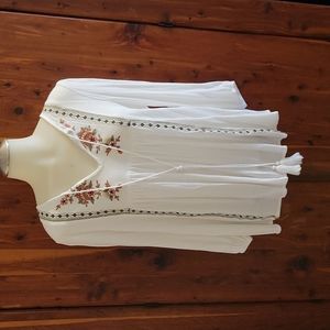 Three Birds Nest small Boho style embroidered tassle top.  Great used condition.